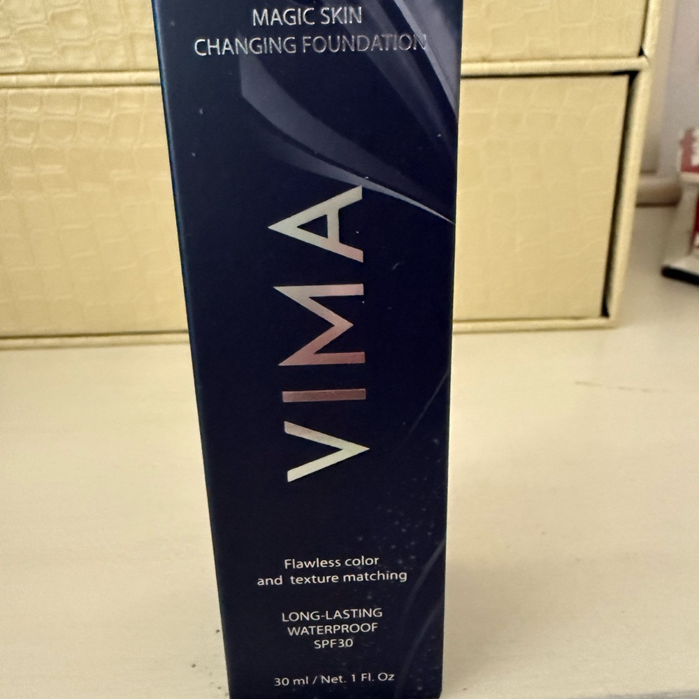 Vima Magic Skin Color Adjusting Foundation New - Picture 2 of 5